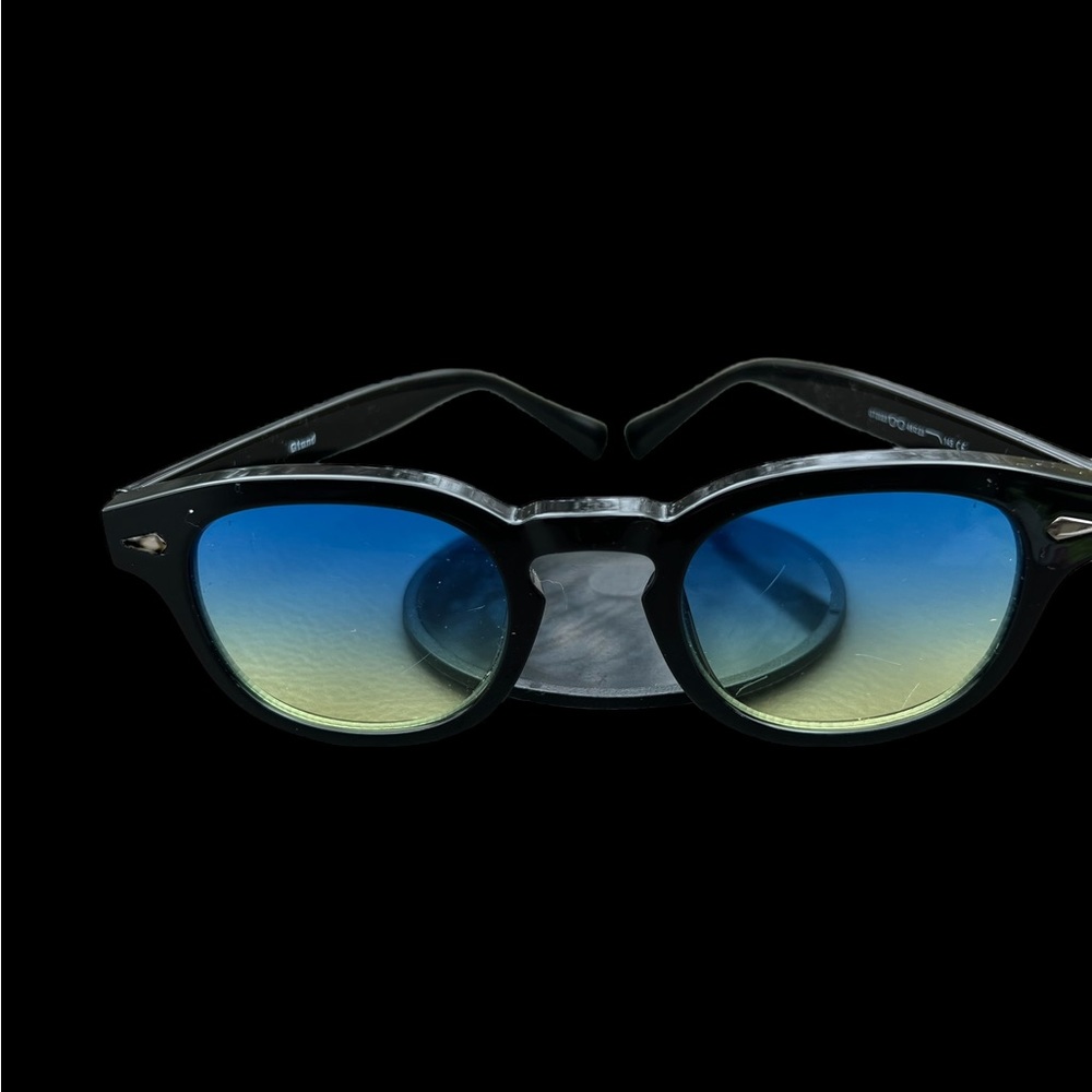 Sunglasses - Picture 9 of 14